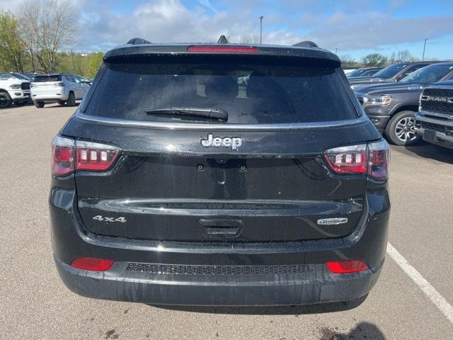 new 2024 Jeep Compass car, priced at $29,992