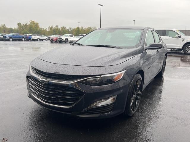 new 2025 Chevrolet Malibu car, priced at $29,690