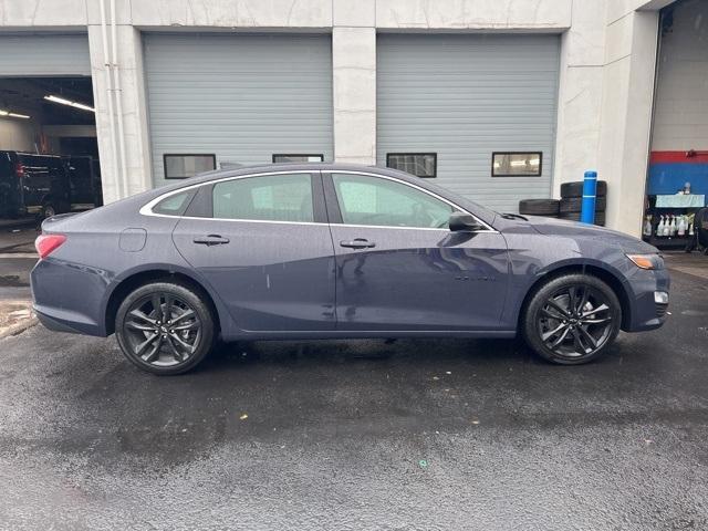 new 2025 Chevrolet Malibu car, priced at $29,690