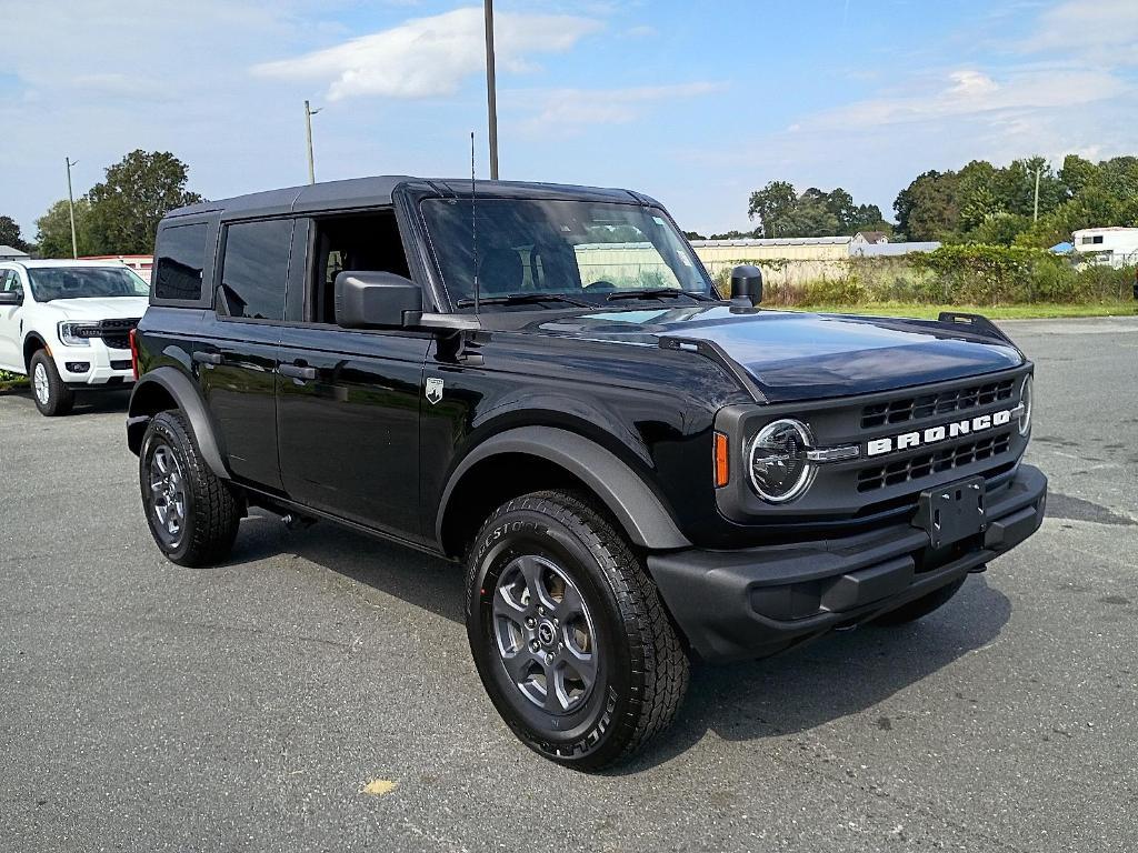 new 2025 Ford Bronco car, priced at $46,821