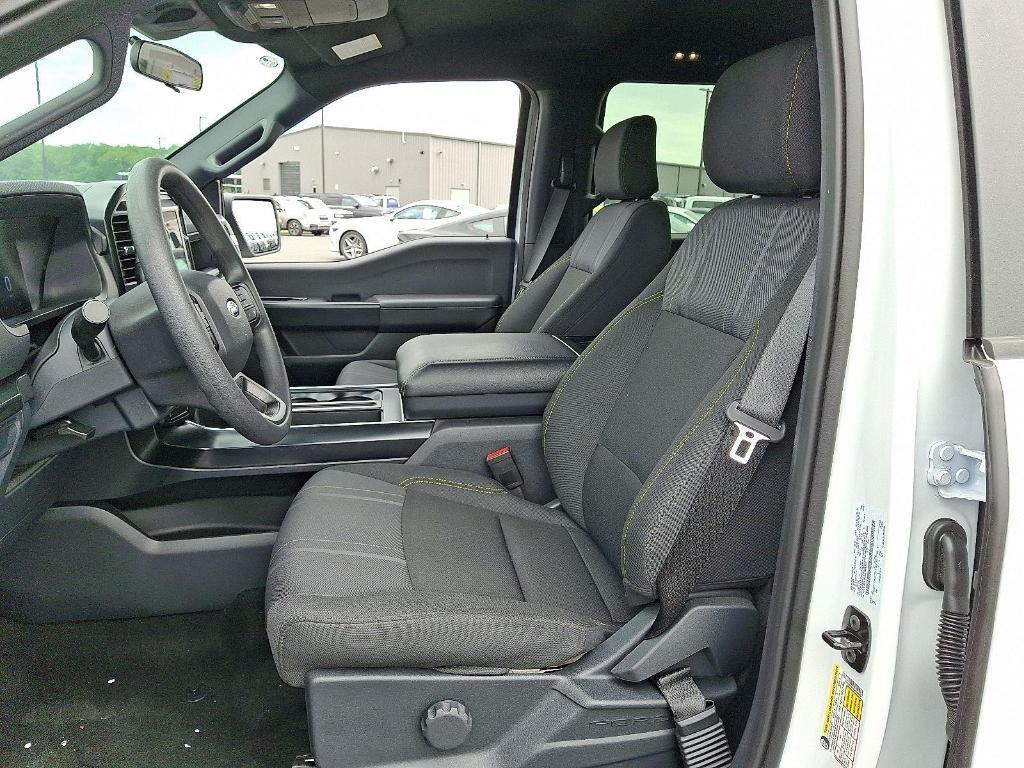 new 2025 Ford F-150 car, priced at $45,665