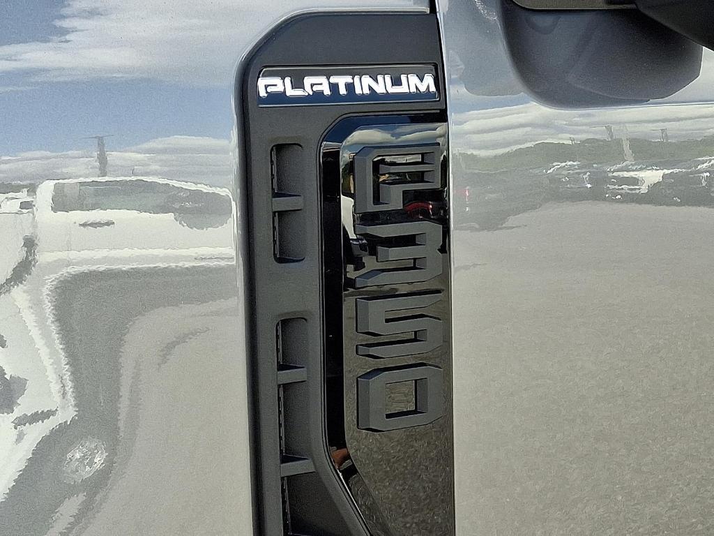 new 2025 Ford F-350 car, priced at $95,371