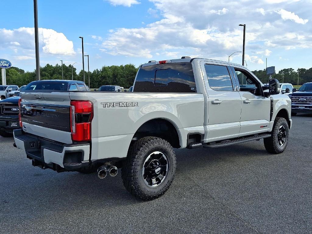 new 2025 Ford F-250 car, priced at $95,716