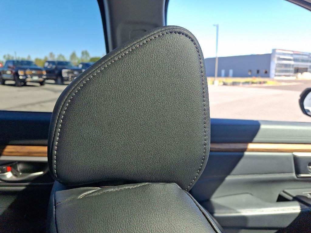 used 2021 Honda CR-V car, priced at $21,000