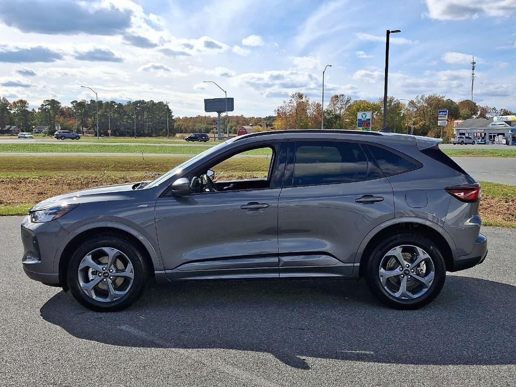 used 2023 Ford Escape car, priced at $27,700
