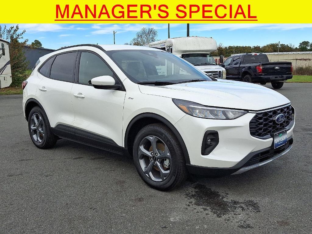 new 2025 Ford Escape car, priced at $30,998