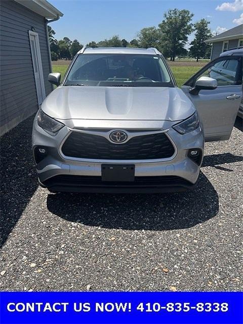 used 2022 Toyota Highlander car
