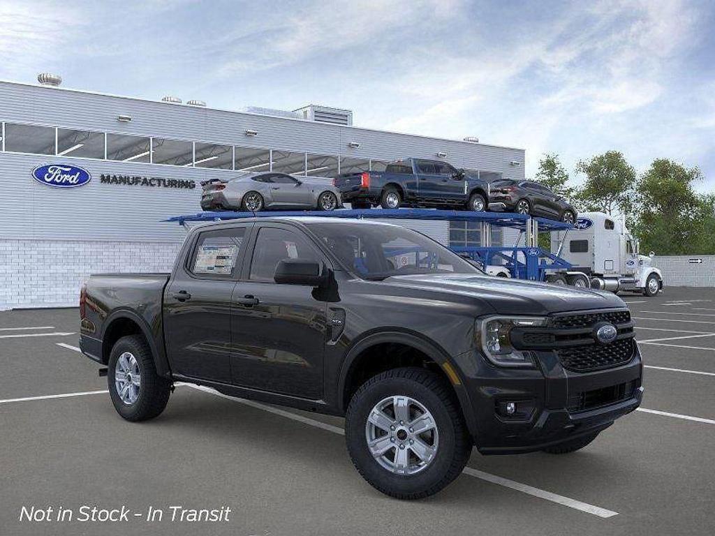 new 2025 Ford Ranger car, priced at $33,925