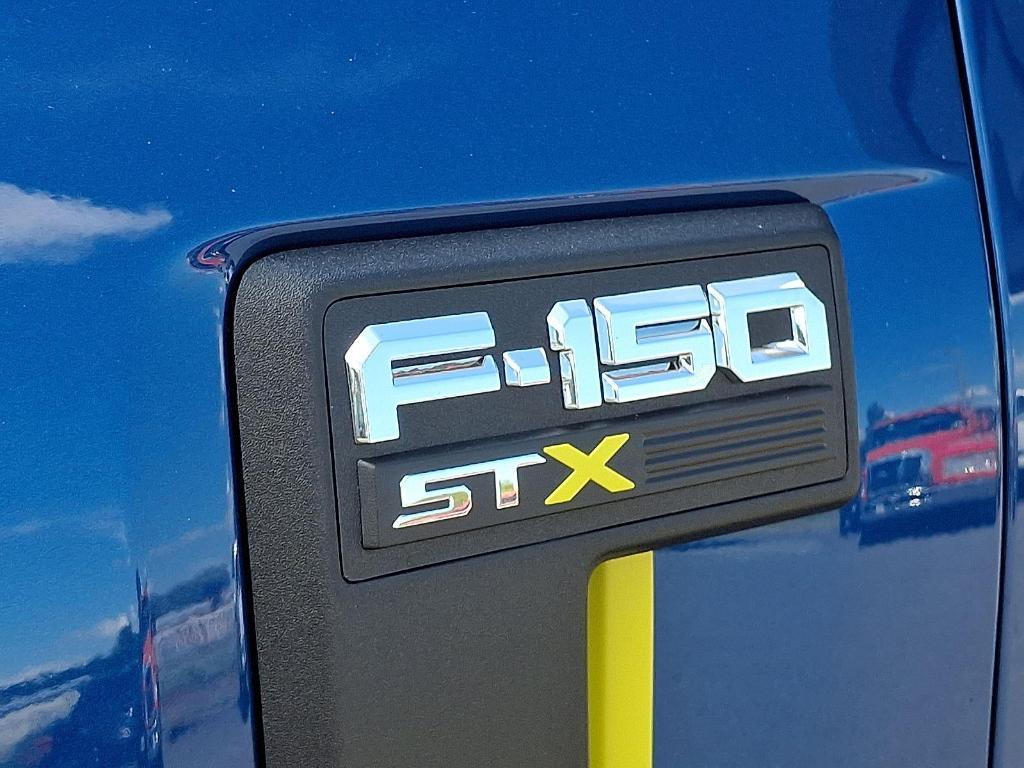 new 2025 Ford F-150 car, priced at $48,554