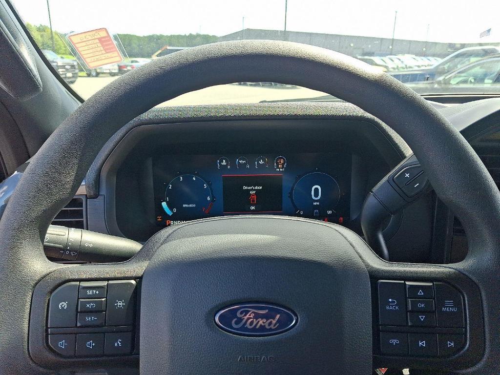 new 2025 Ford F-150 car, priced at $48,554