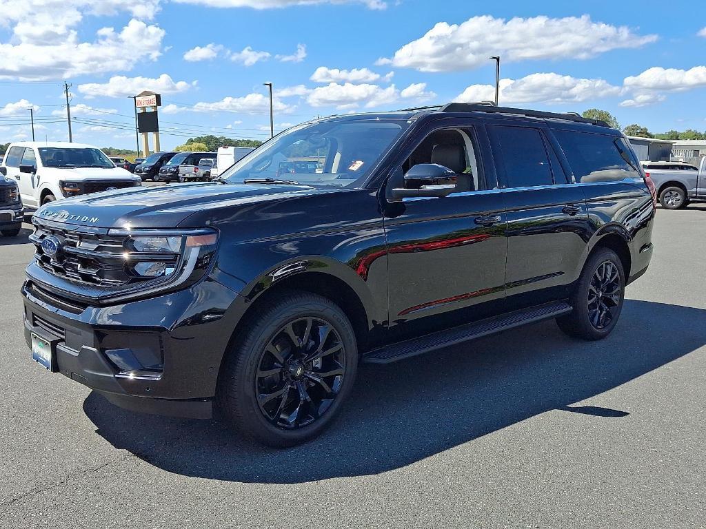 new 2025 Ford Expedition Max car, priced at $80,058