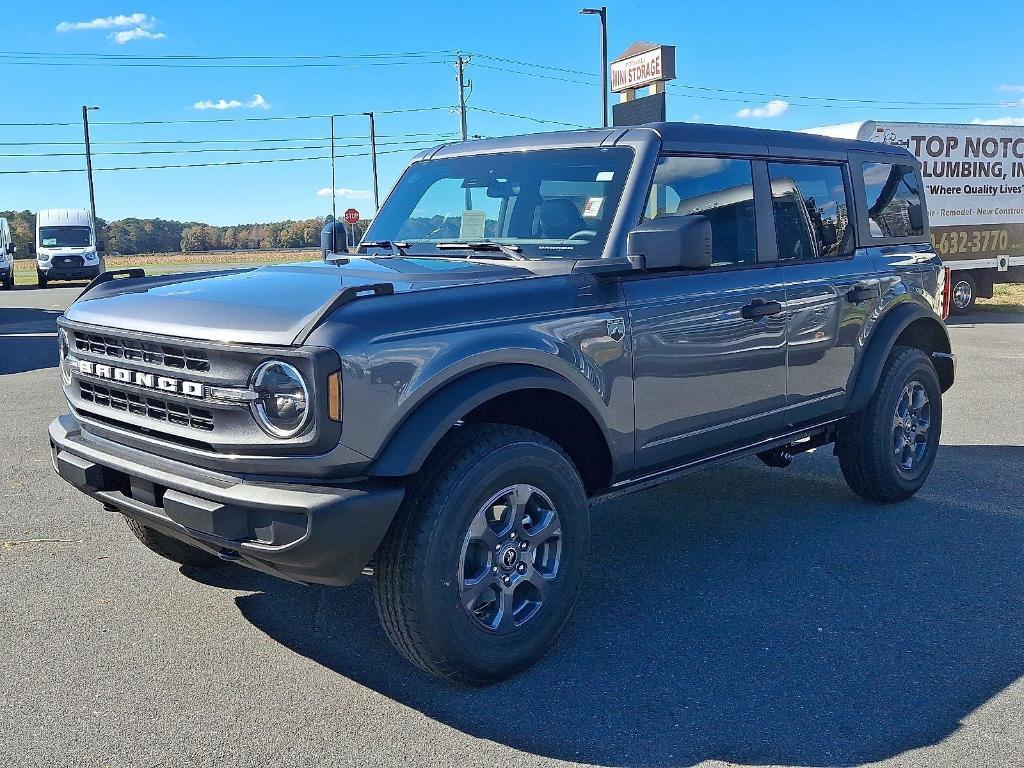new 2025 Ford Bronco car, priced at $49,265