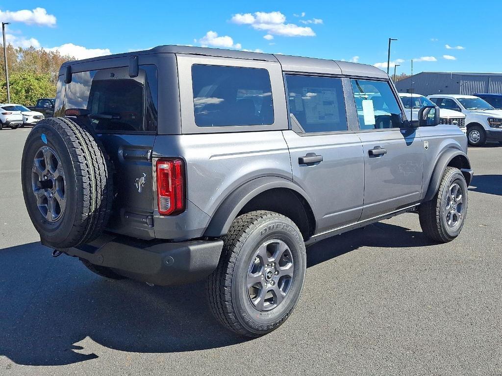 new 2025 Ford Bronco car, priced at $49,265