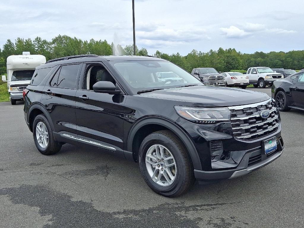new 2025 Ford Explorer car, priced at $41,761