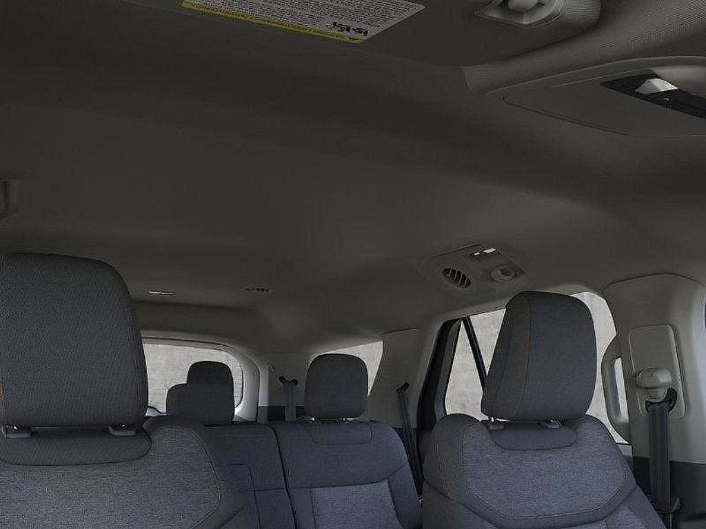 new 2025 Ford Explorer car, priced at $41,761