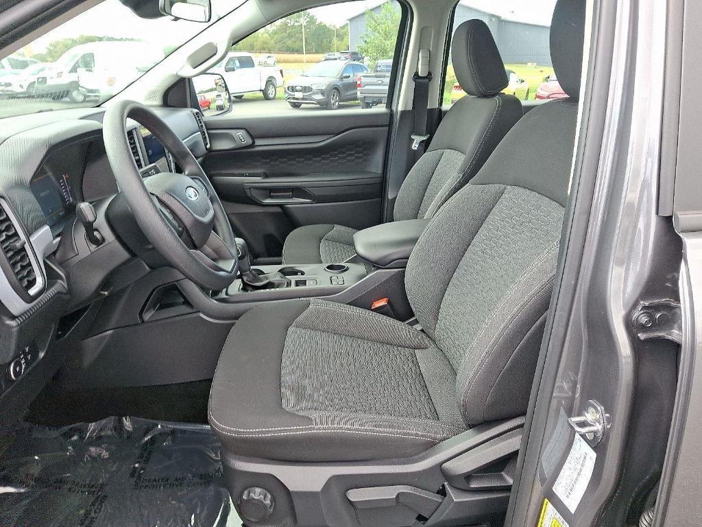 new 2025 Ford Ranger car, priced at $29,998