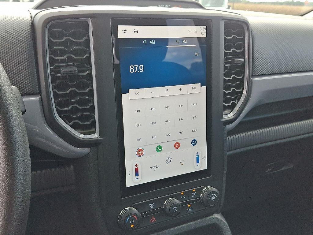 new 2025 Ford Ranger car, priced at $29,998