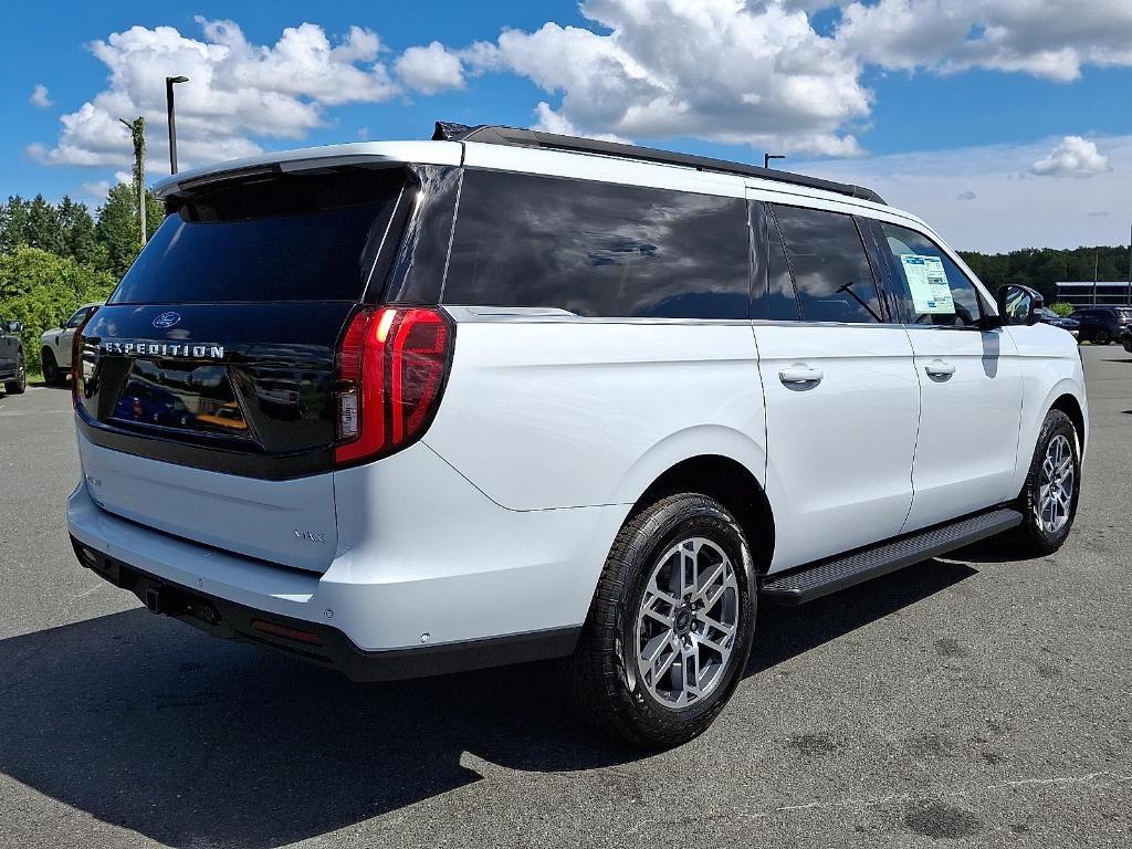 new 2025 Ford Expedition Max car, priced at $73,230