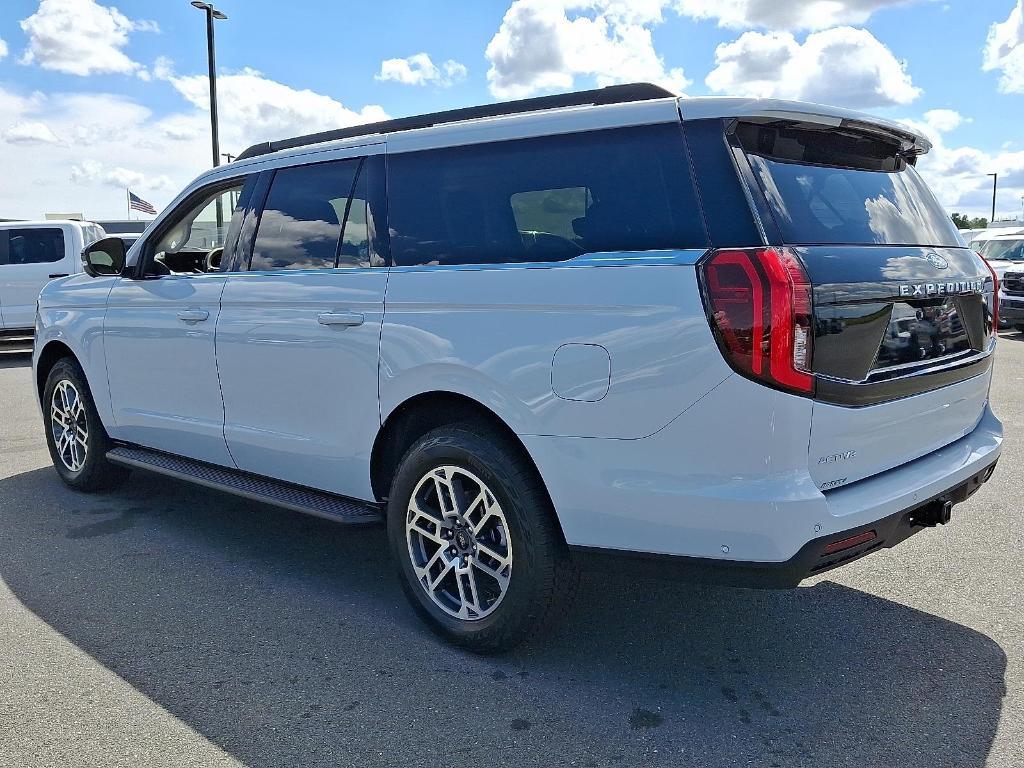 new 2025 Ford Expedition Max car, priced at $73,230
