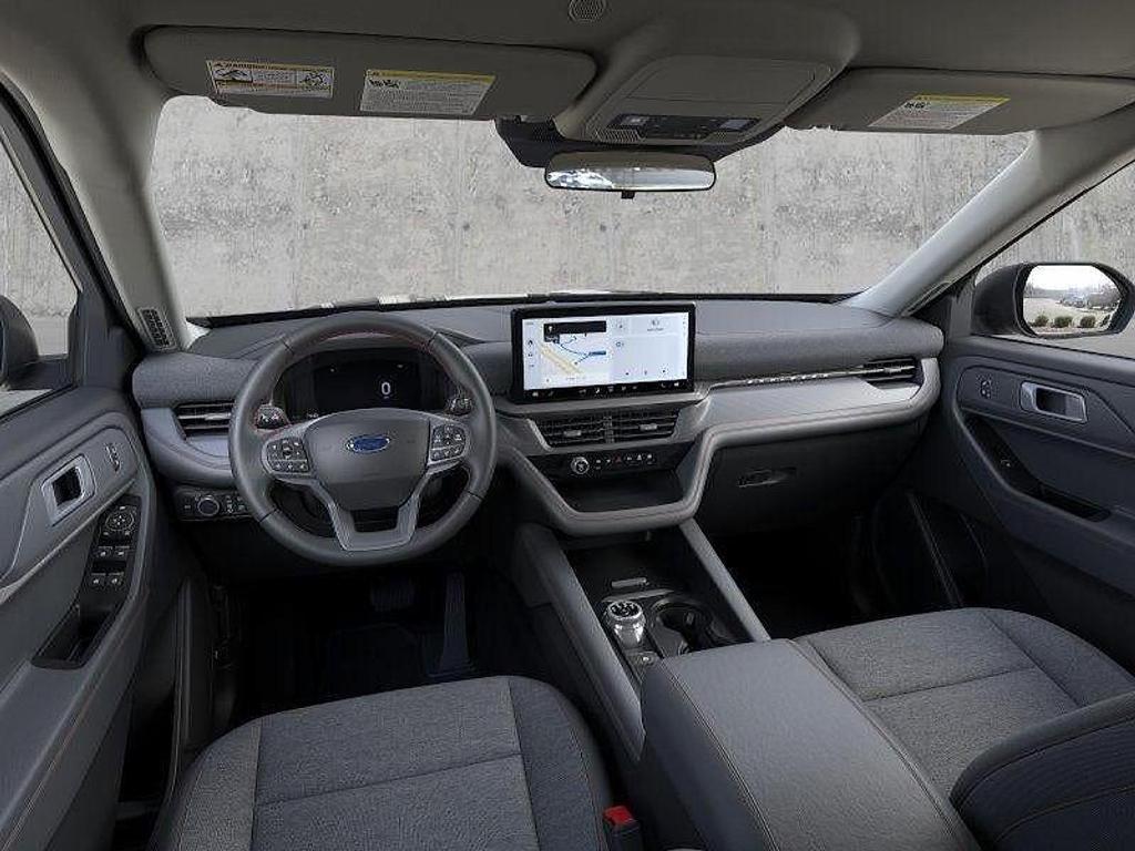 new 2025 Ford Explorer car, priced at $39,840