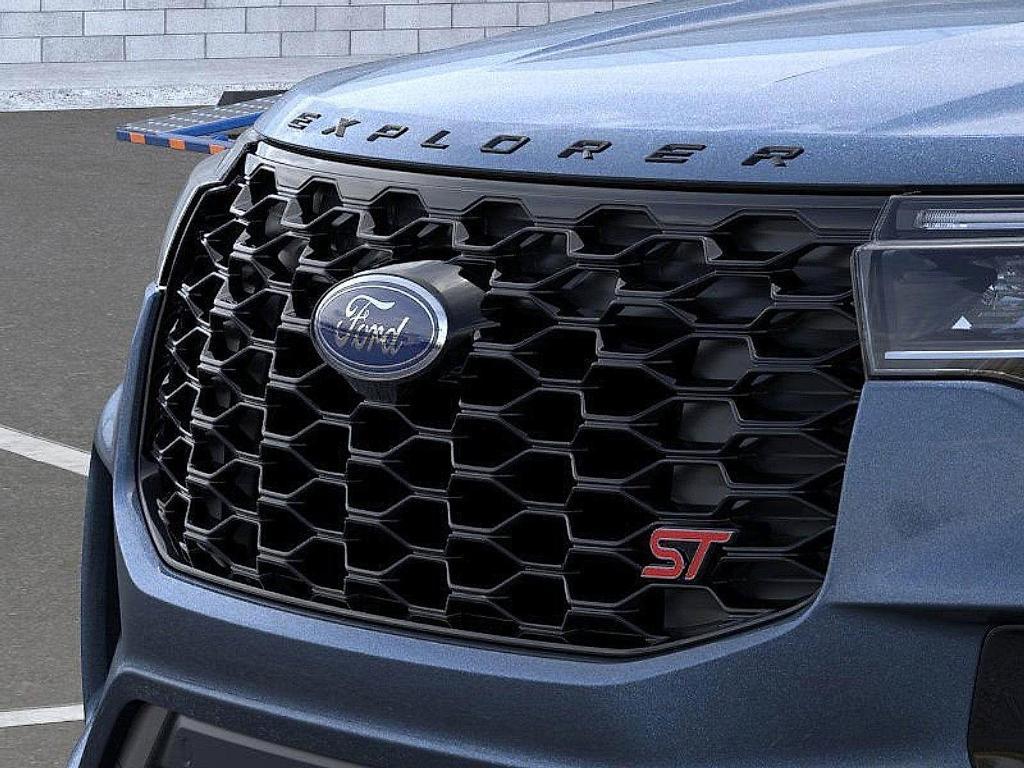 new 2025 Ford Explorer car, priced at $60,036