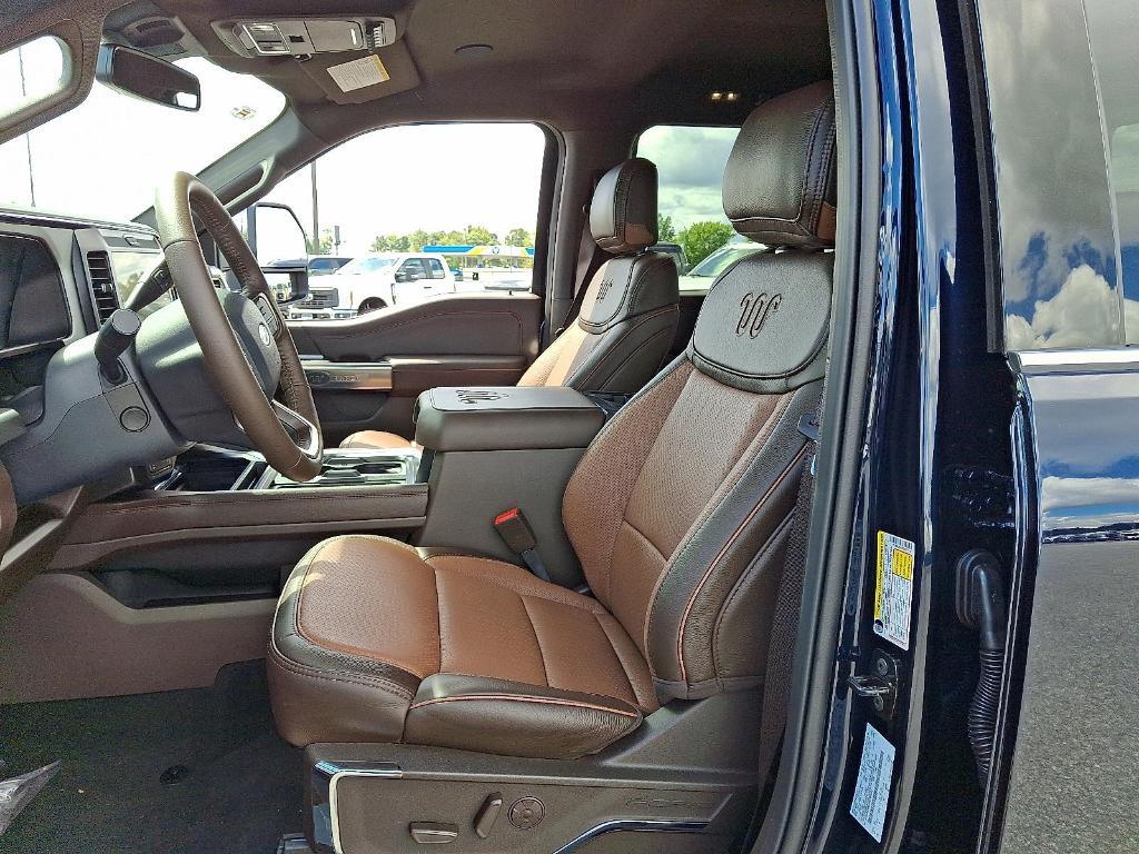 new 2025 Ford F-250 car, priced at $92,527