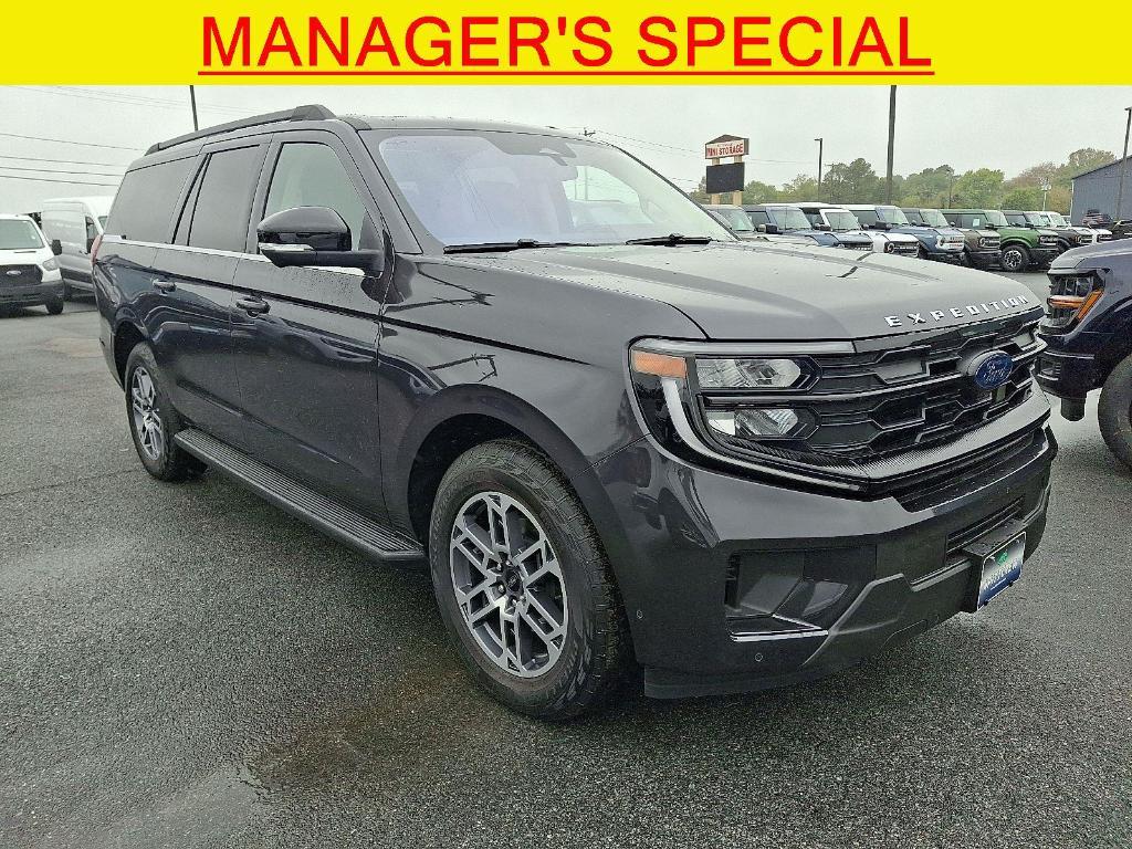 new 2025 Ford Expedition Max car, priced at $71,998