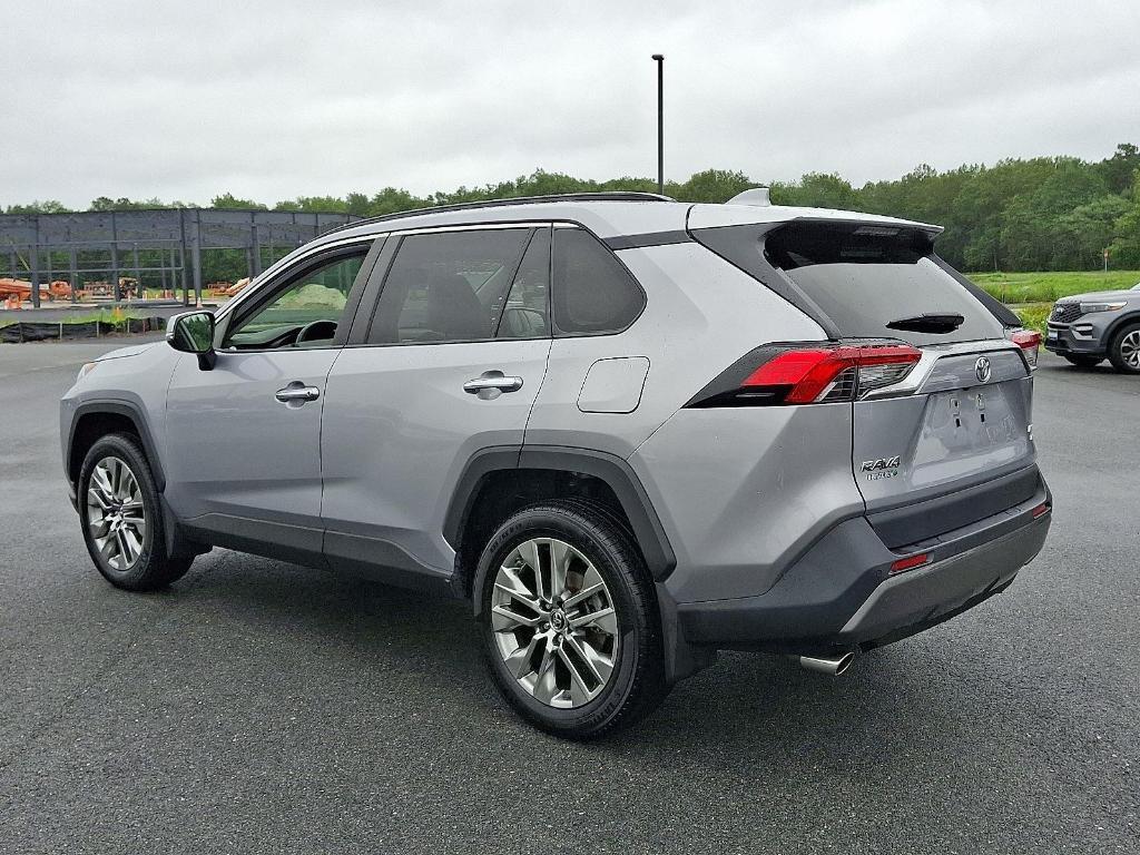 used 2019 Toyota RAV4 car, priced at $26,500