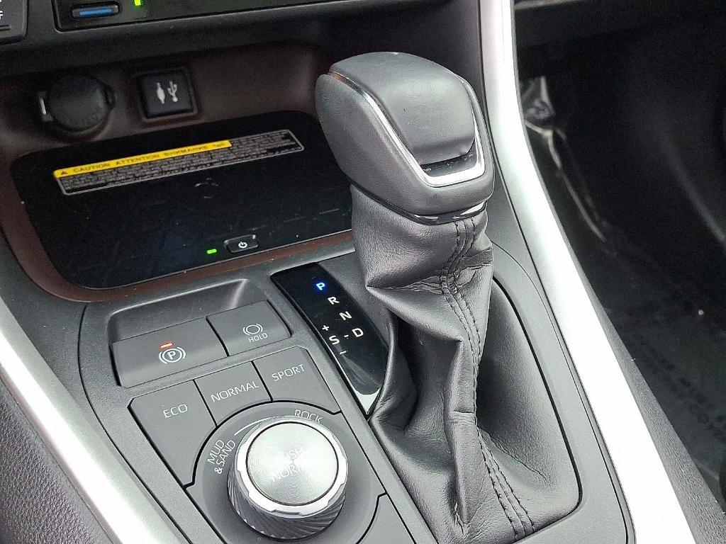 used 2019 Toyota RAV4 car, priced at $25,100