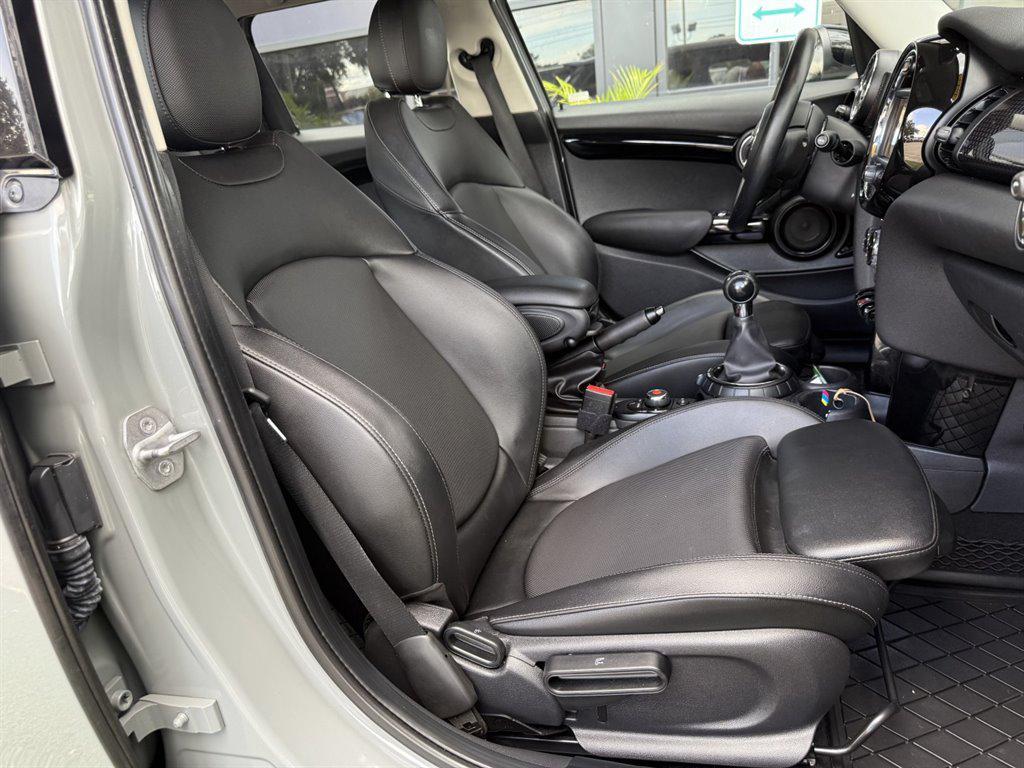used 2016 MINI Hardtop car, priced at $12,995