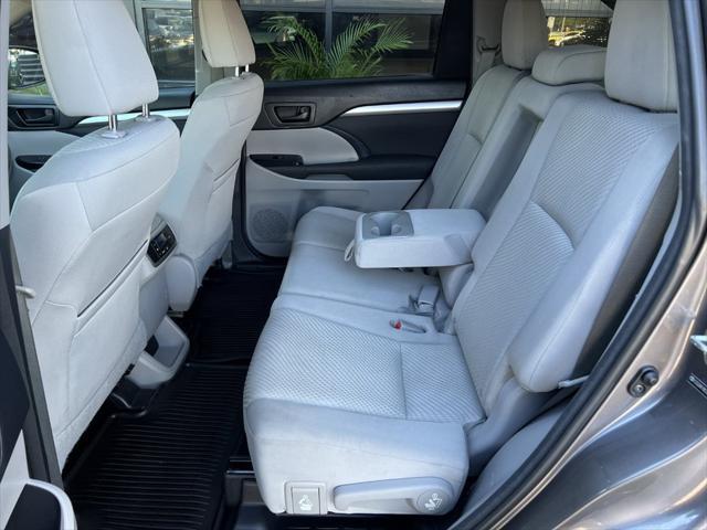 used 2014 Toyota Highlander car, priced at $16,995