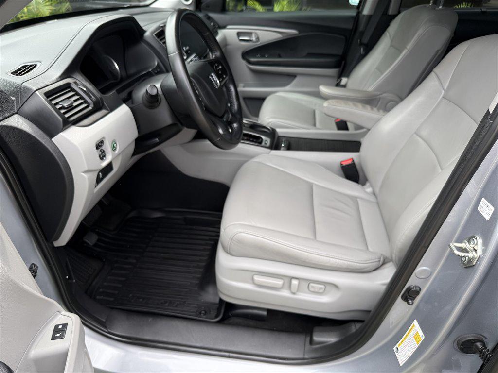 used 2019 Honda Pilot car, priced at $18,995