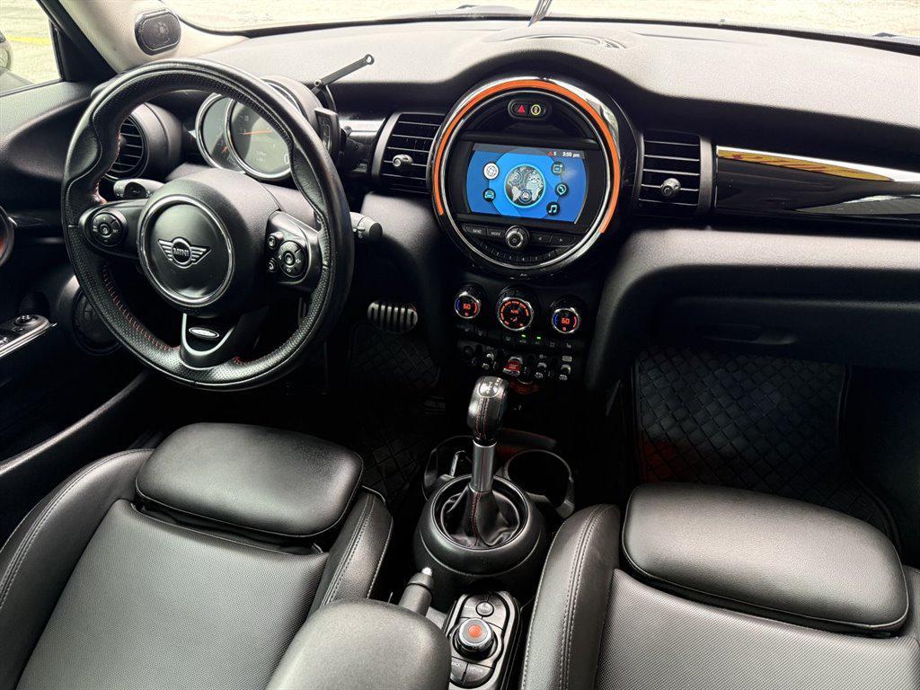 used 2019 MINI Hardtop car, priced at $16,995