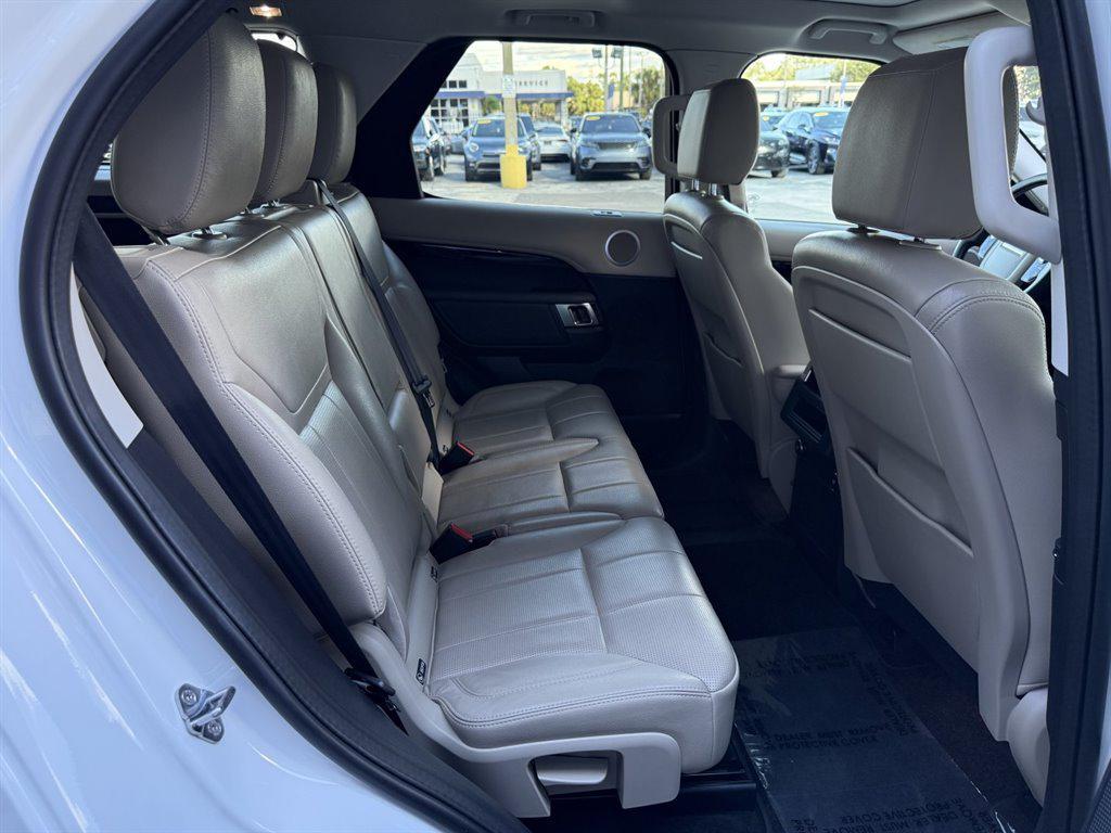 used 2019 Land Rover Discovery car, priced at $18,995