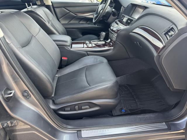 used 2018 INFINITI Q70 car, priced at $23,995