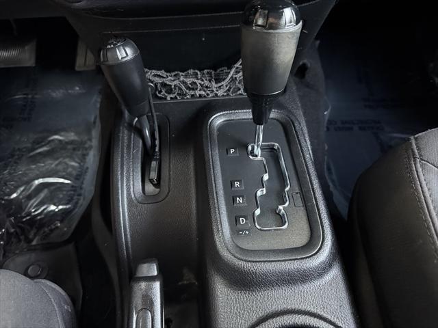 used 2015 Jeep Wrangler Unlimited car, priced at $16,995