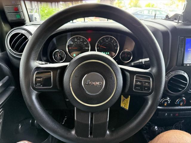 used 2015 Jeep Wrangler Unlimited car, priced at $16,995