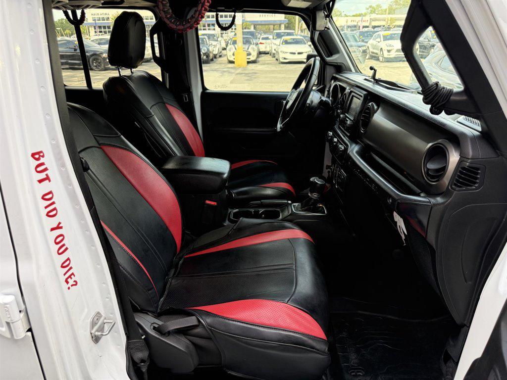 used 2019 Jeep Wrangler Unlimited car, priced at $23,995