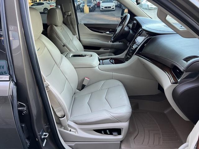 used 2016 Cadillac Escalade ESV car, priced at $24,995