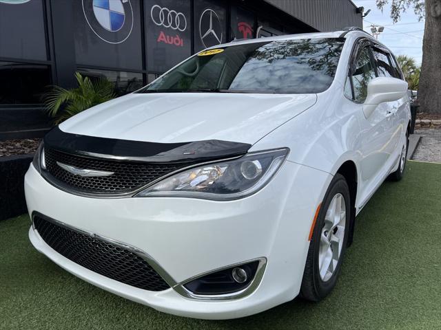 used 2017 Chrysler Pacifica car, priced at $18,995