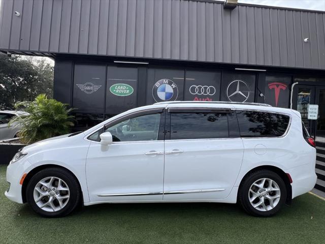 used 2017 Chrysler Pacifica car, priced at $18,995