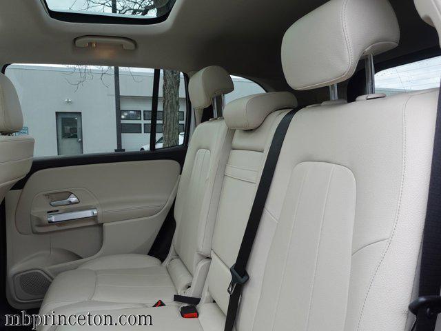 used 2020 Mercedes-Benz GLB 250 car, priced at $29,999