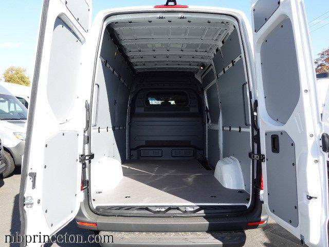 new 2025 Mercedes-Benz Sprinter 2500 car, priced at $61,395