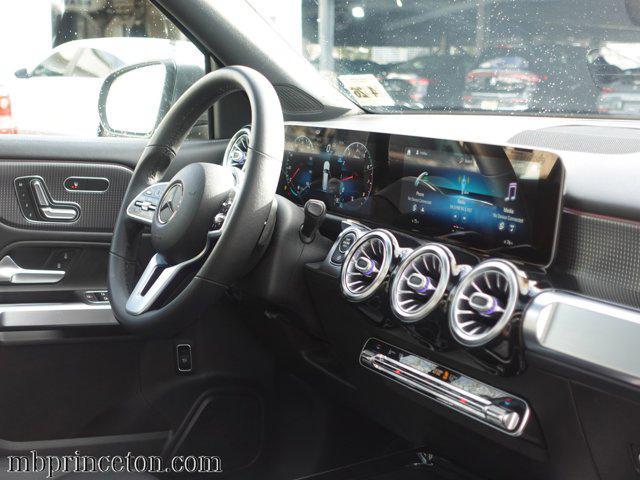 used 2020 Mercedes-Benz GLB 250 car, priced at $29,999