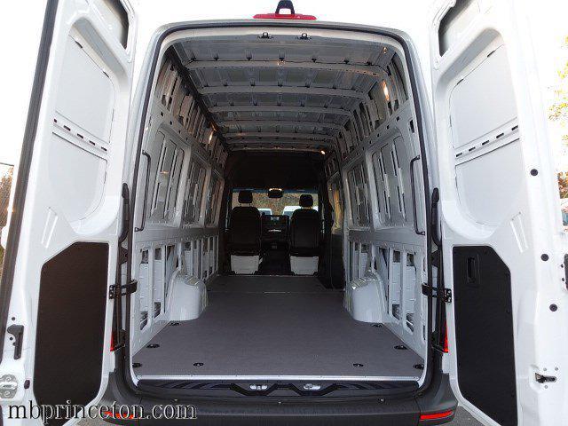 new 2024 Mercedes-Benz Sprinter 2500 car, priced at $68,977