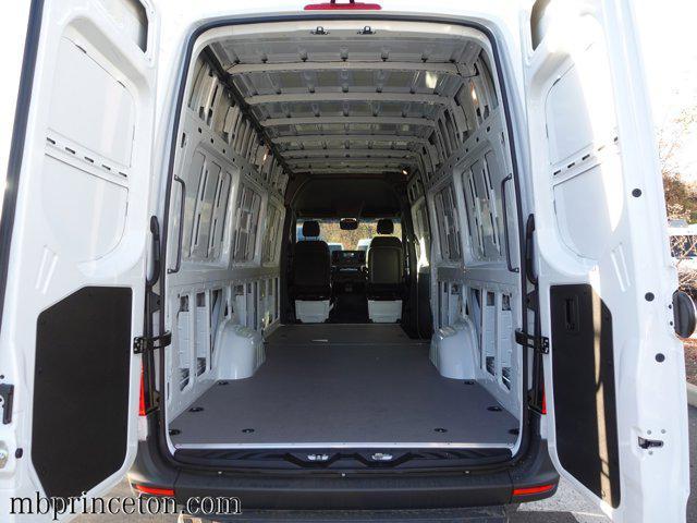 new 2024 Mercedes-Benz Sprinter 2500 car, priced at $68,977