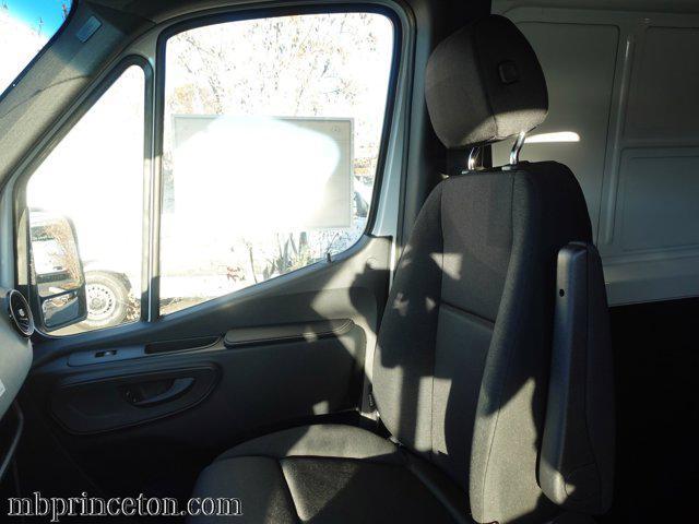 new 2024 Mercedes-Benz Sprinter 2500 car, priced at $68,977