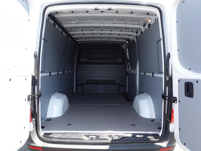 new 2025 Mercedes-Benz Sprinter 2500 car, priced at $56,633