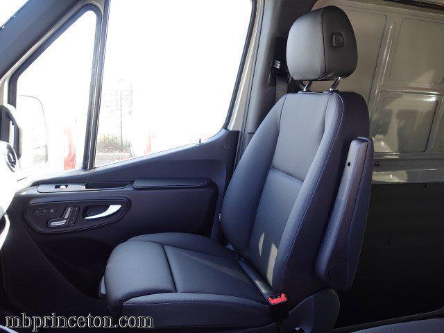 new 2024 Mercedes-Benz Sprinter 2500 car, priced at $78,719