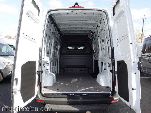 new 2024 Mercedes-Benz Sprinter 2500 car, priced at $58,291